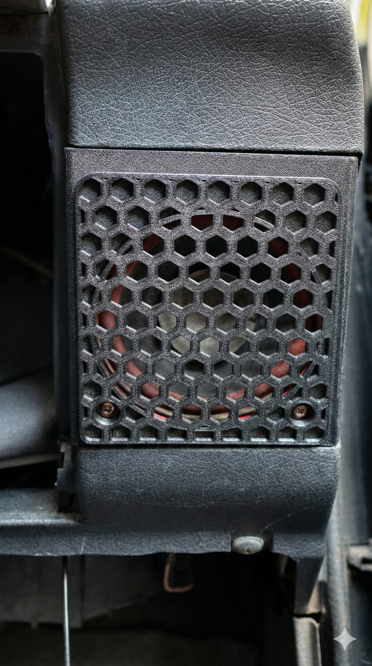 Custom Plastic Audio Cover for Suzuki Vitara