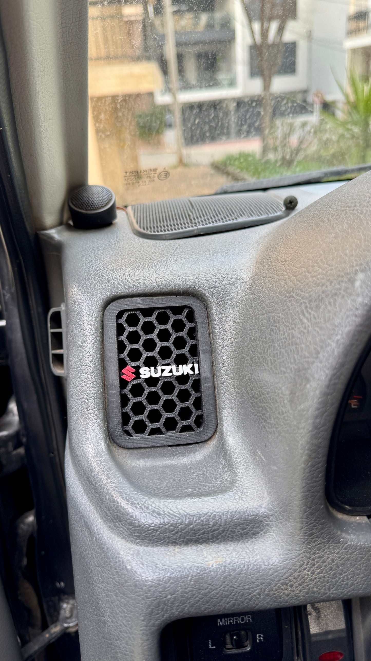 Custom Side Vent Air Grille for Suzuki Vitara 98'