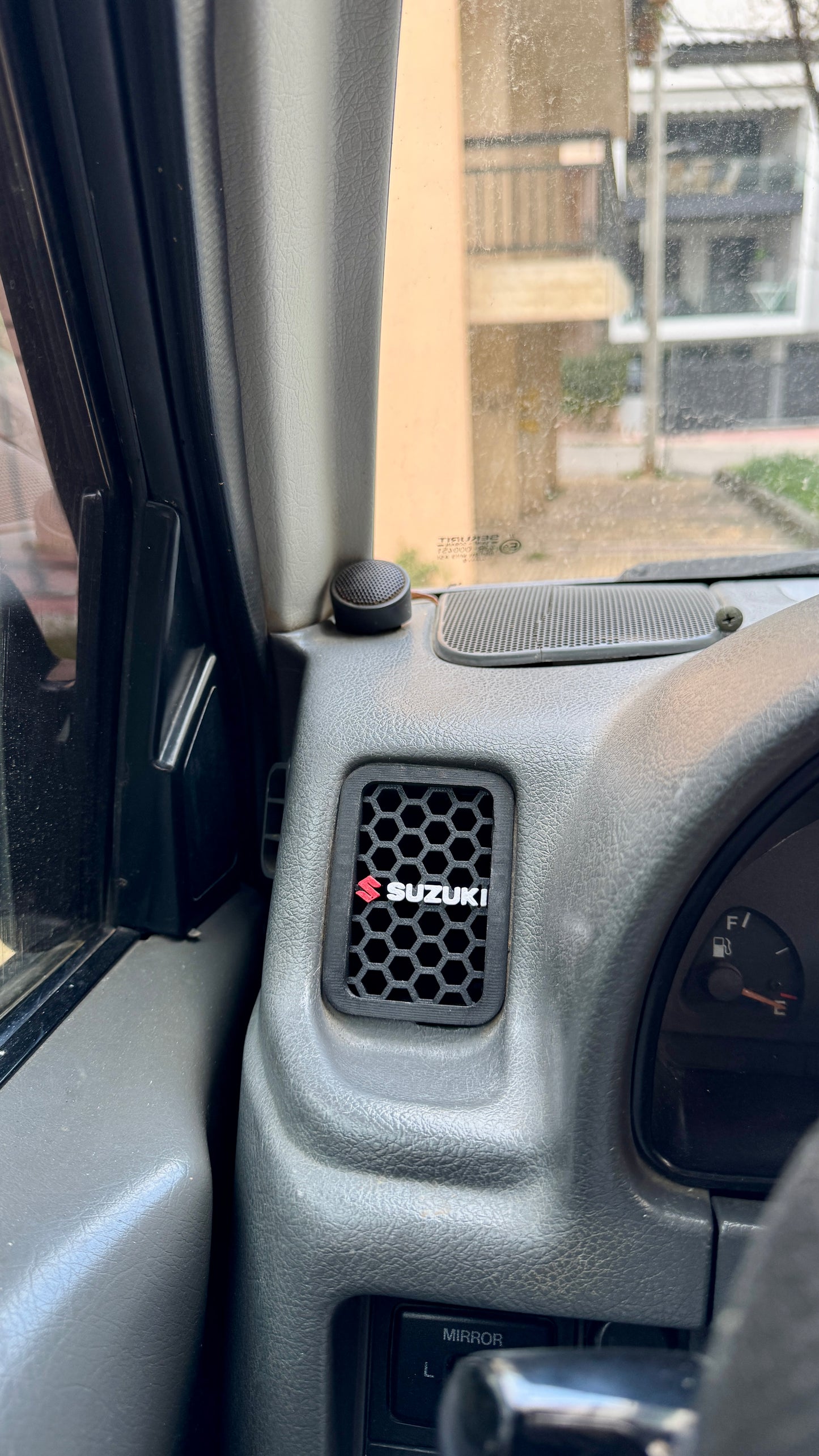 Custom Side Vent Air Grille for Suzuki Vitara 98'
