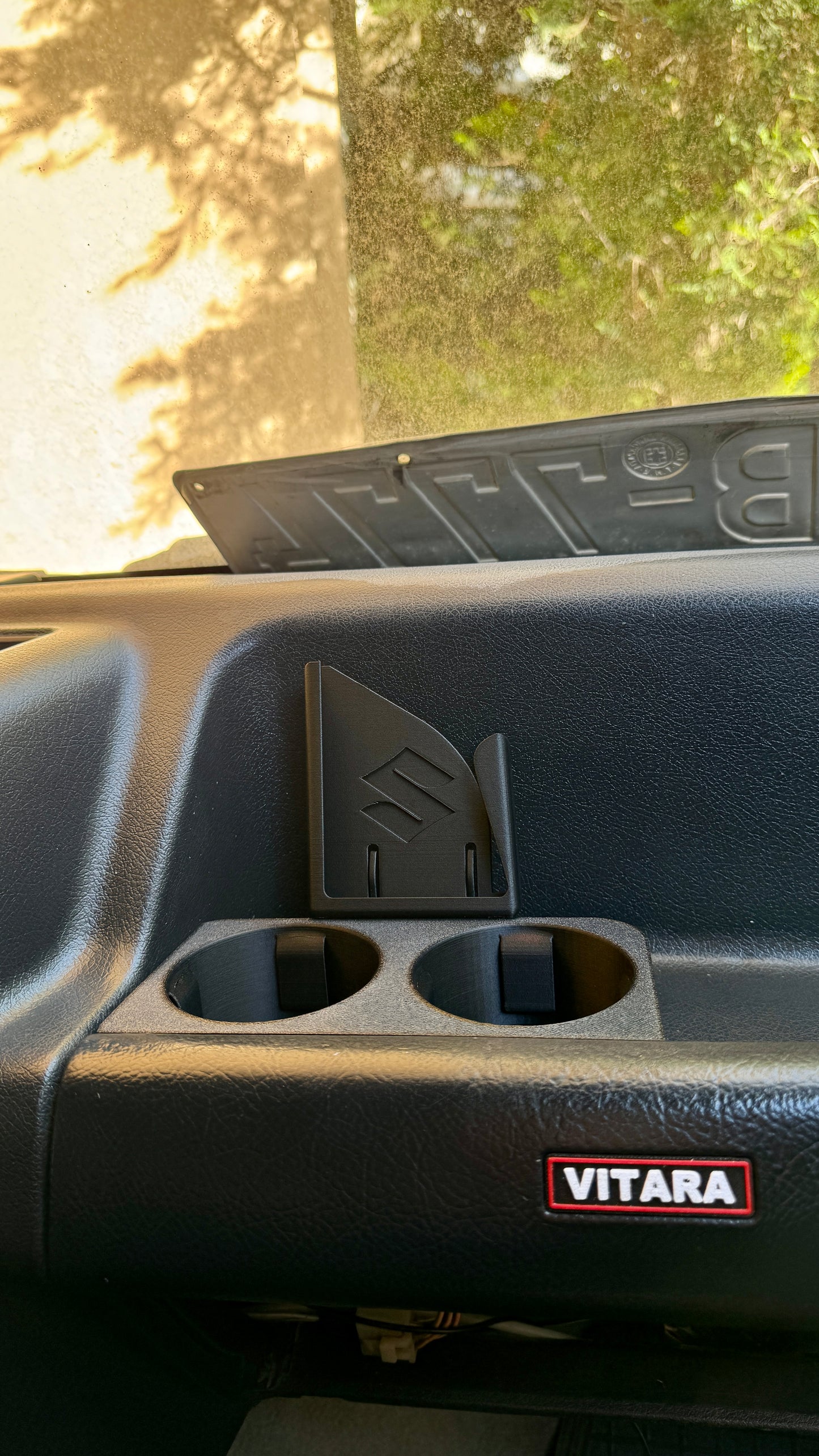Custom Cup Holder & Phone Holder for Suzuki Vitara